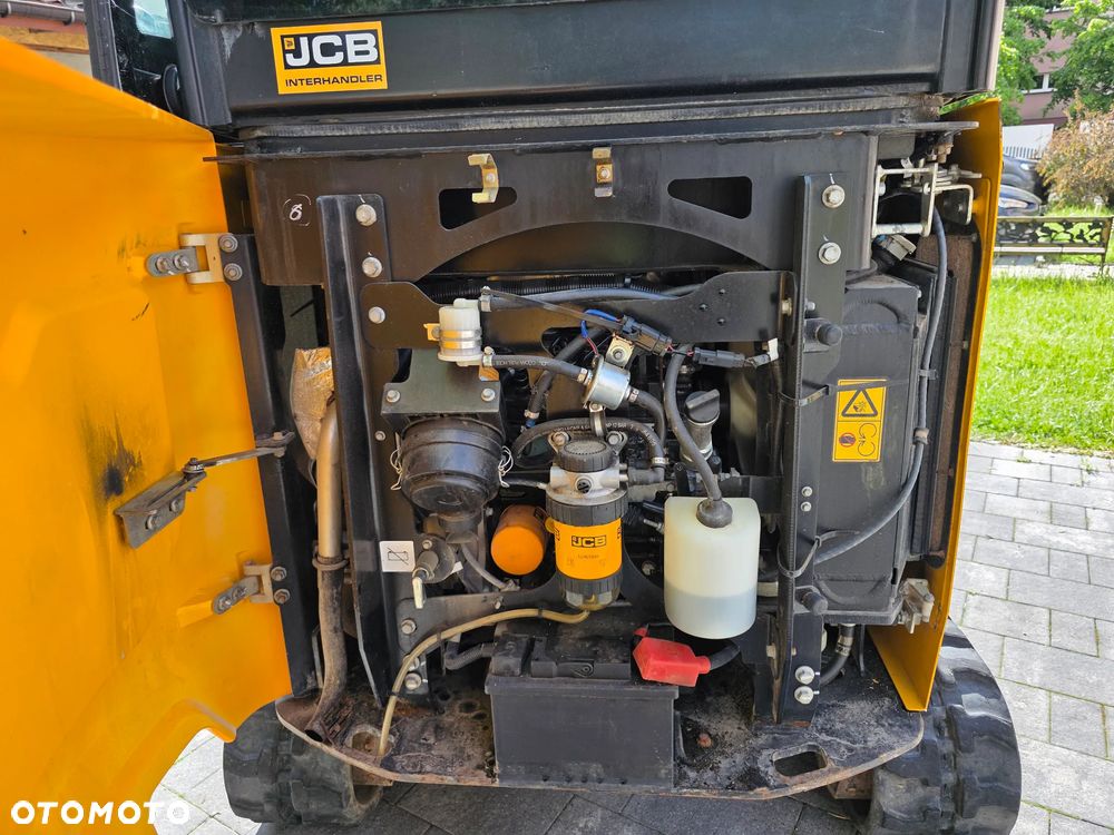 JCB 16c1 - 12
