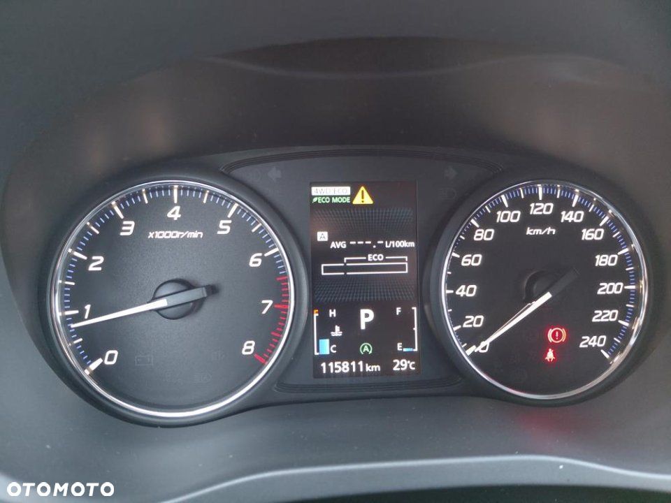 Mitsubishi Outlander - 31