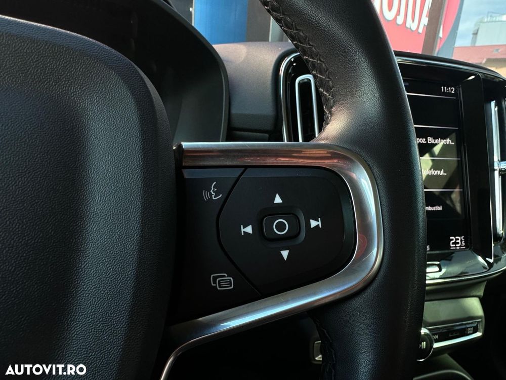 Volvo XC 40 - 24