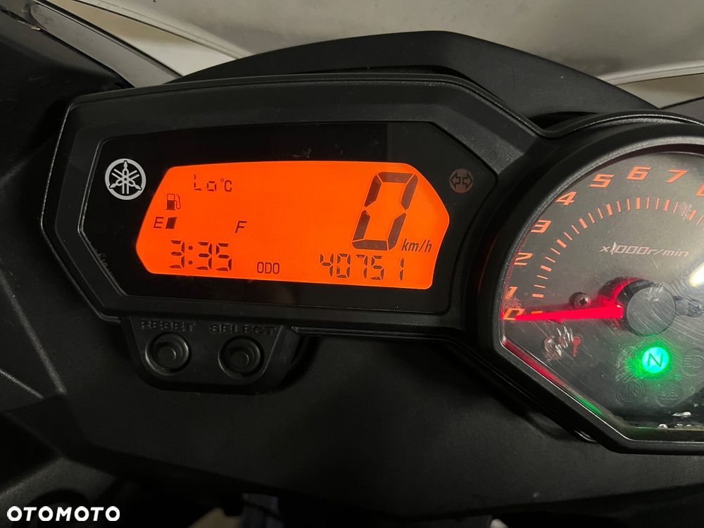 Yamaha XJ - 6