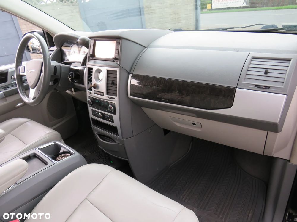 Chrysler Grand Voyager 2.8 CRD Limited - 34