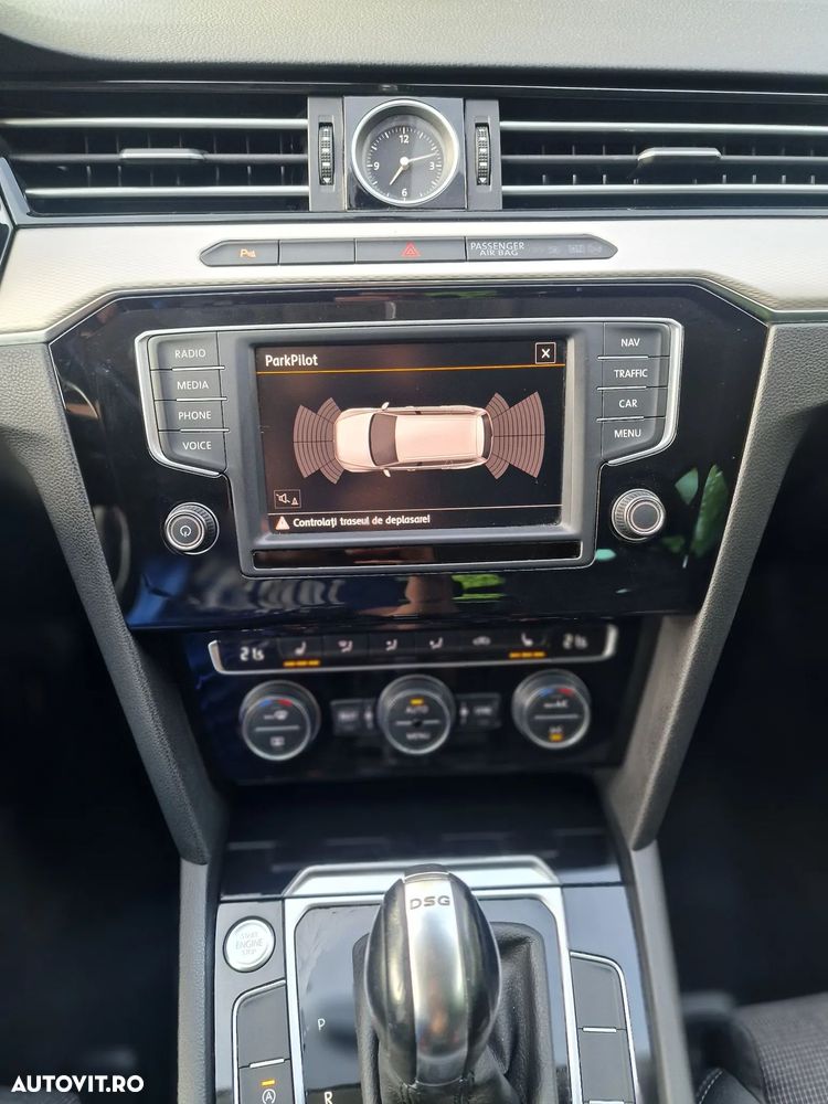 Volkswagen Passat 2.0 TDI DSG (BlueMotion Technology) Comfortline - 19