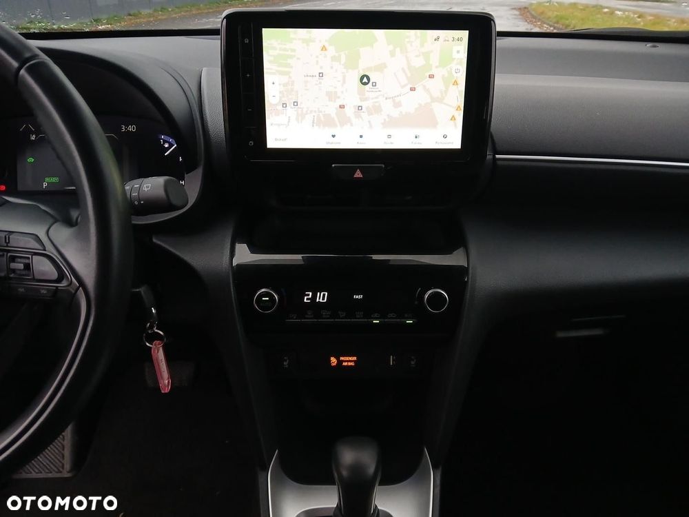 Toyota Yaris Cross Hybrid 1.5 Comfort - 30