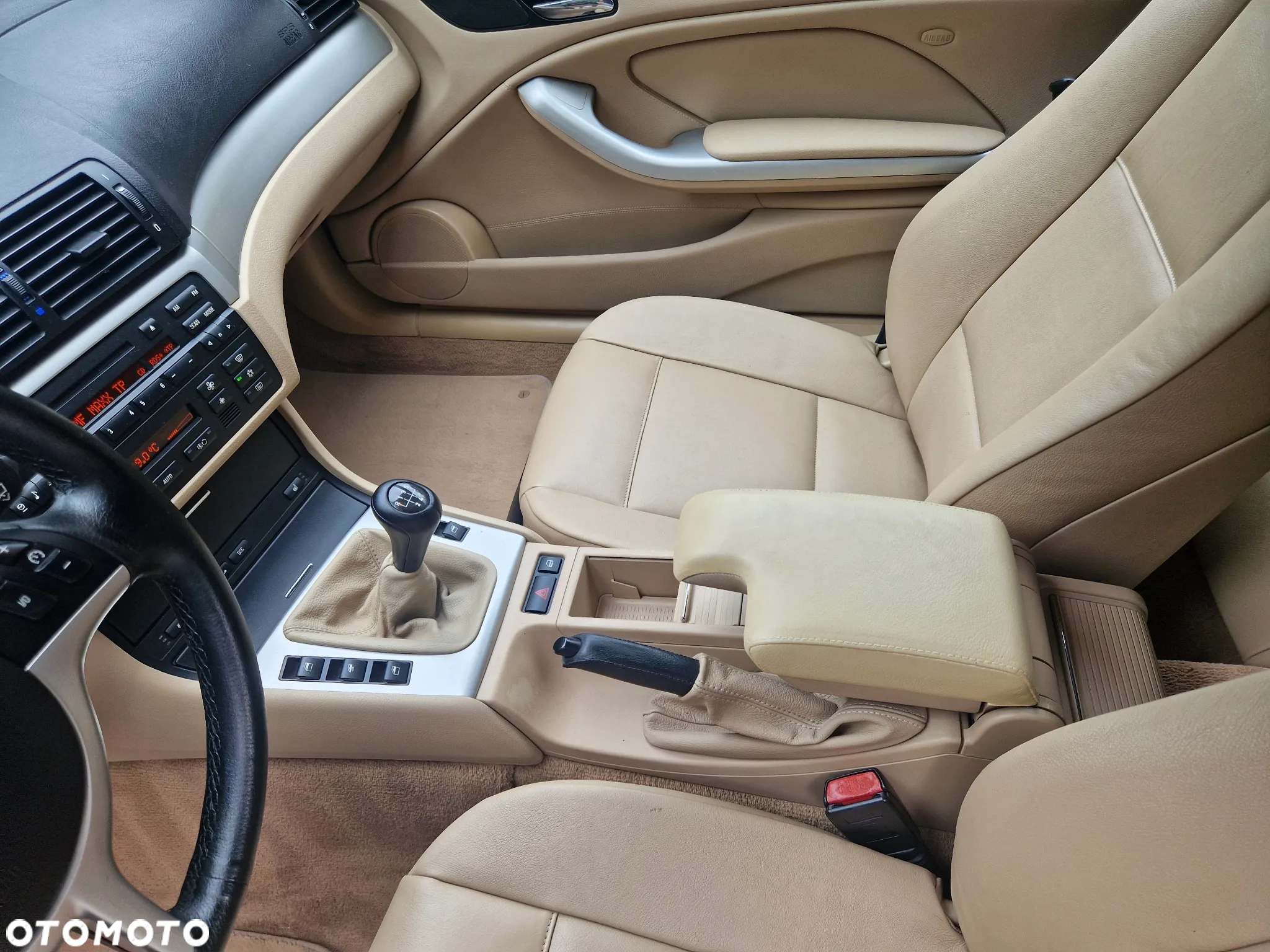 BMW Seria 3 318i Touring Edition Exclusive - 14