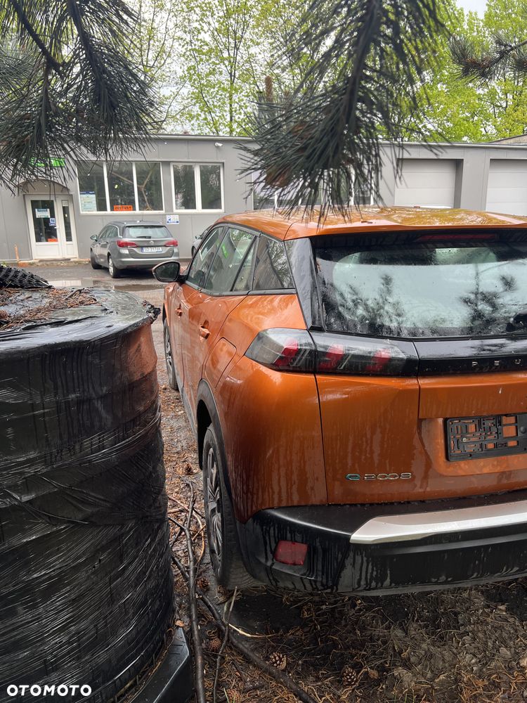 Peugeot 2008 136 Allure - 9