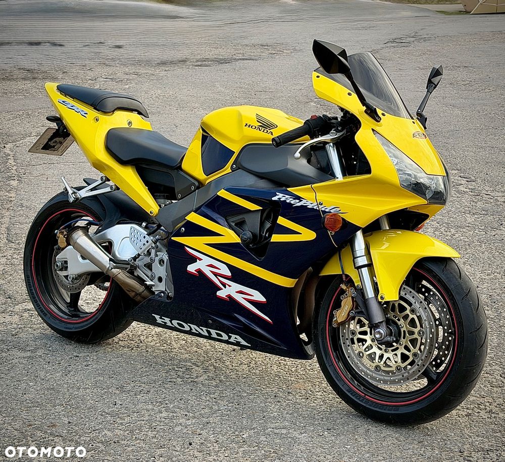 Honda CBR - 1