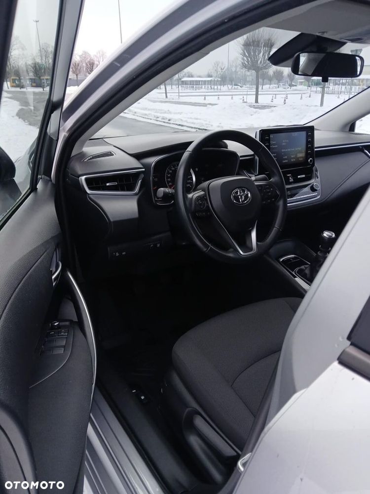 Toyota Corolla - 19