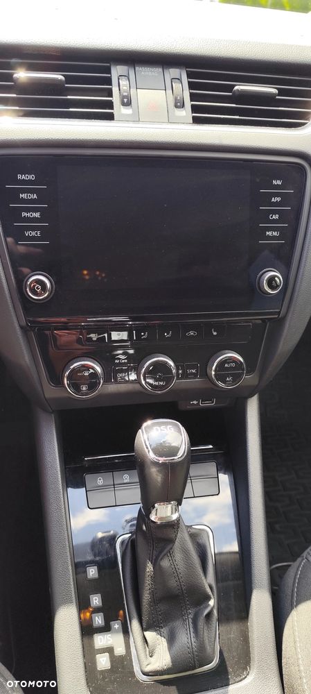 Skoda Octavia 2.0 TDI Style DSG - 12