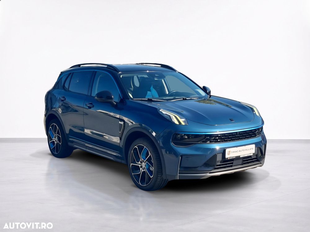 Lynk&Co 01 - 8