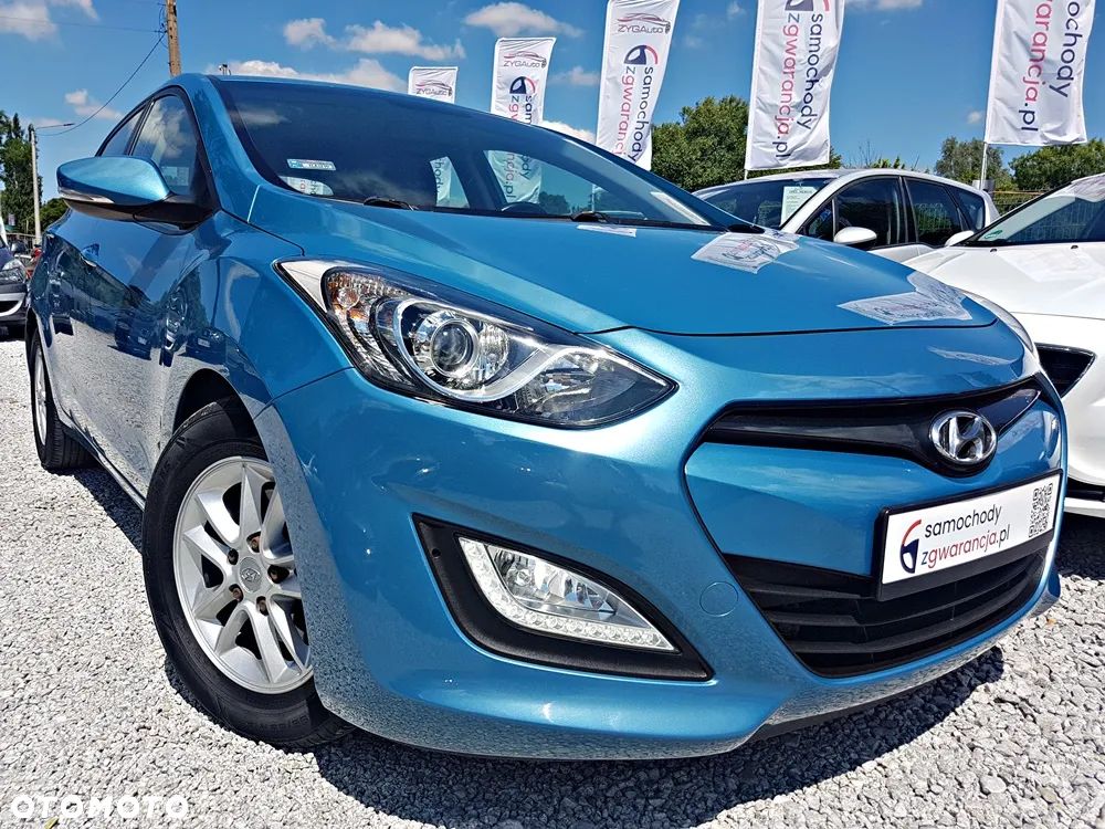 Hyundai i30 i30cw 1.6 CRDi Intro Edition - 2