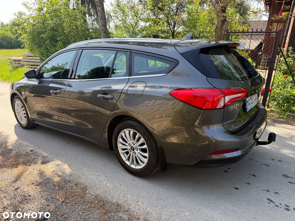 Ford Focus - 4