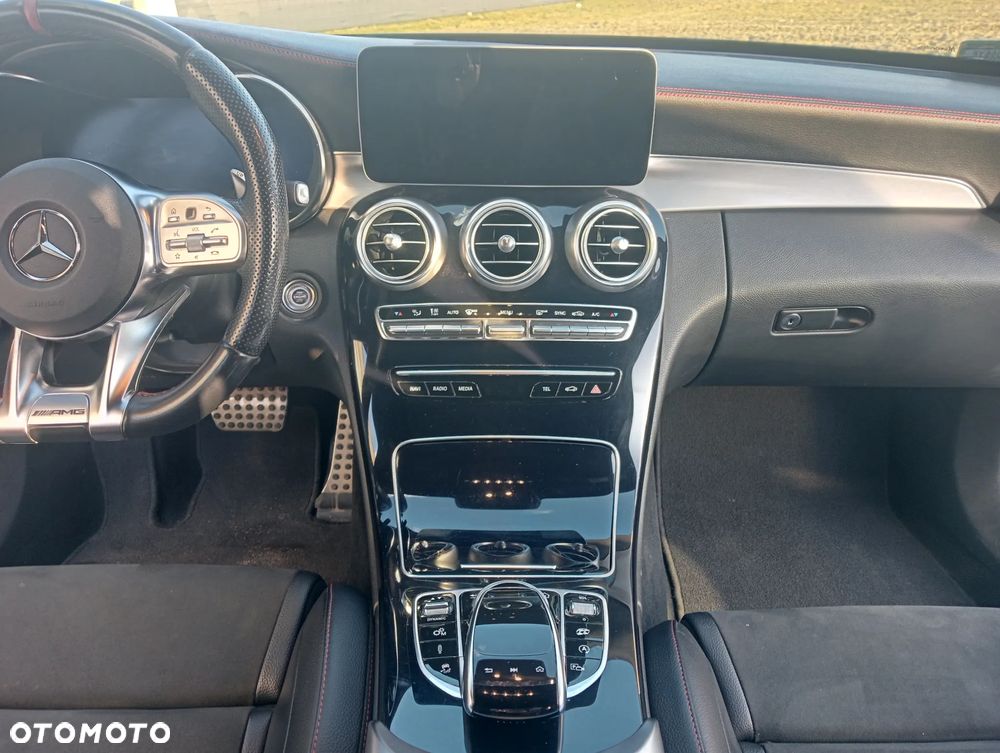 Mercedes-Benz Klasa C AMG 43 4Matic AMG TCT 9G - 16