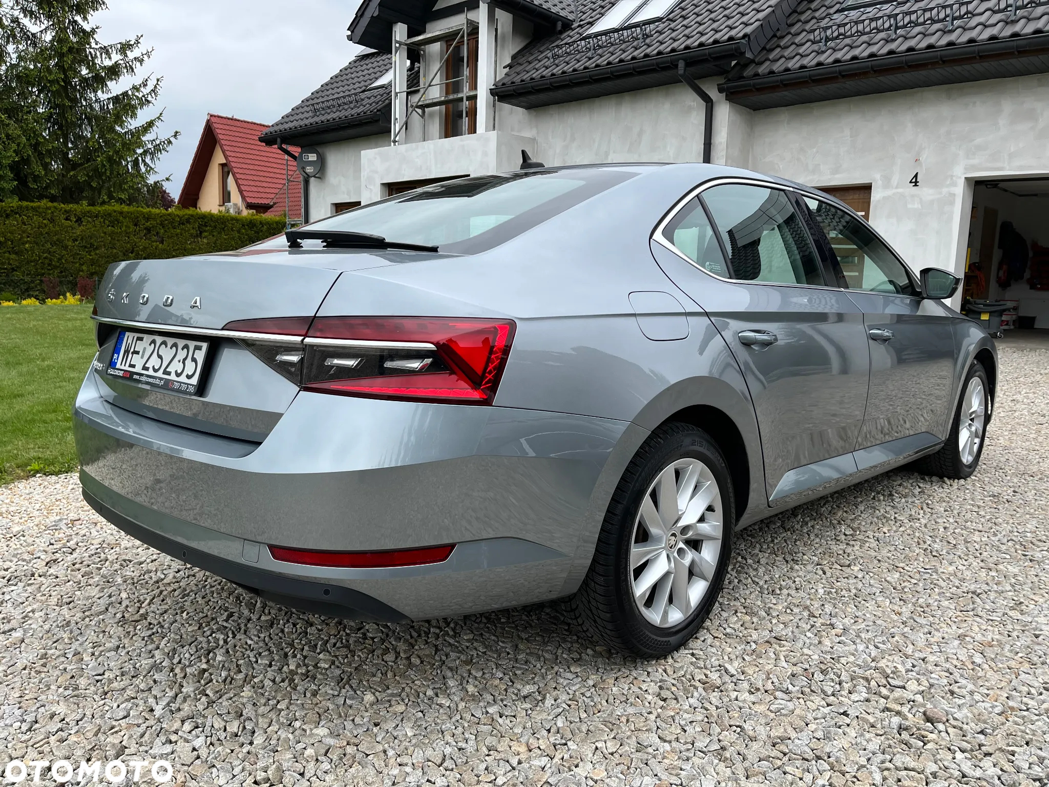 Skoda Superb 2.0 TDI SCR Ambition DSG - 4