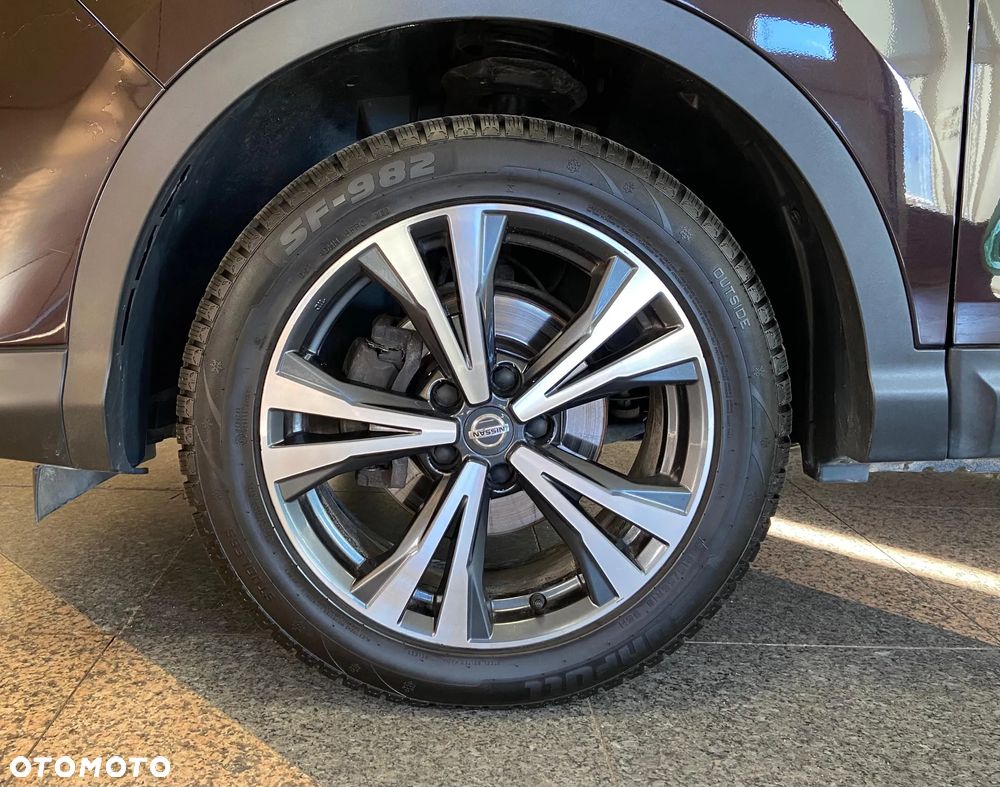 Nissan Qashqai 1.6 DIG-T N-Connecta - 21