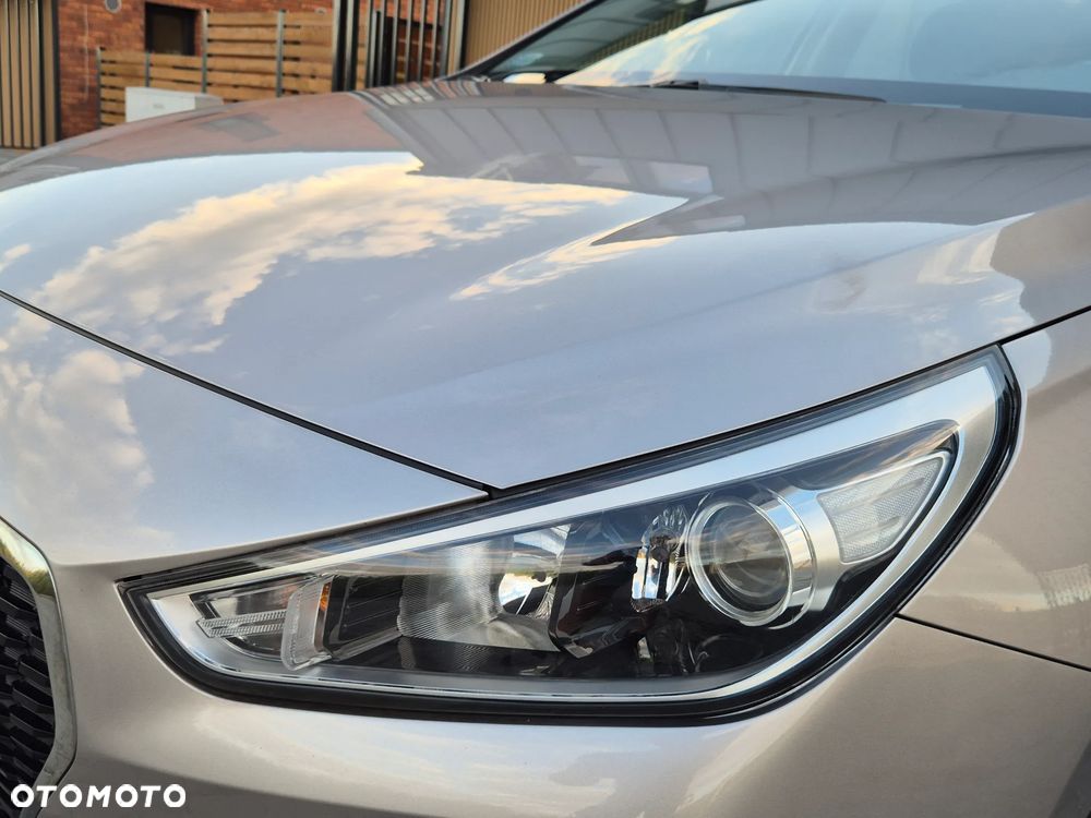 Hyundai i30 1.4 Premiere Comfort - 31