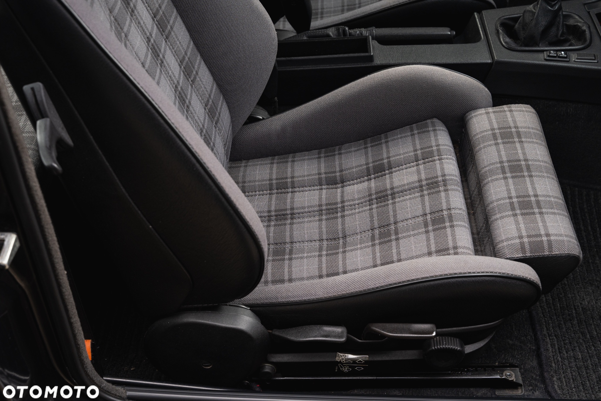 BMW M3 Standard - 25