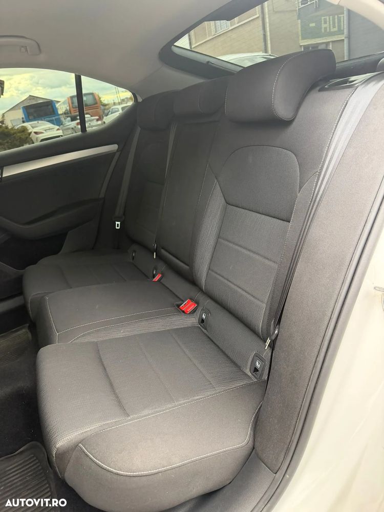 Skoda Superb 2.0 TDI DSG Style - 7