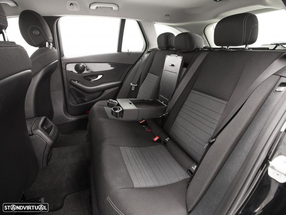 Mercedes-Benz C 200 - 13