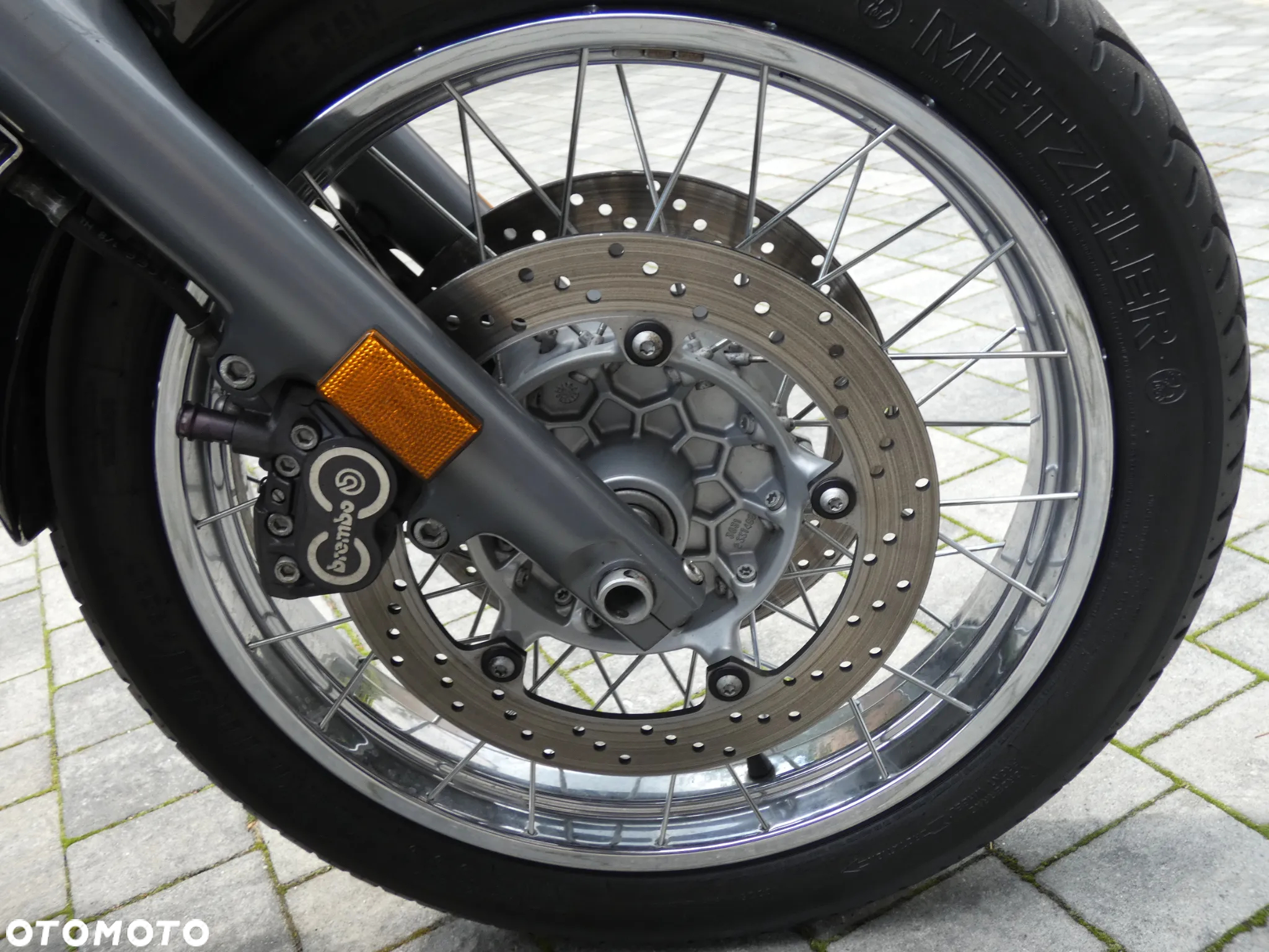 BMW R - 22