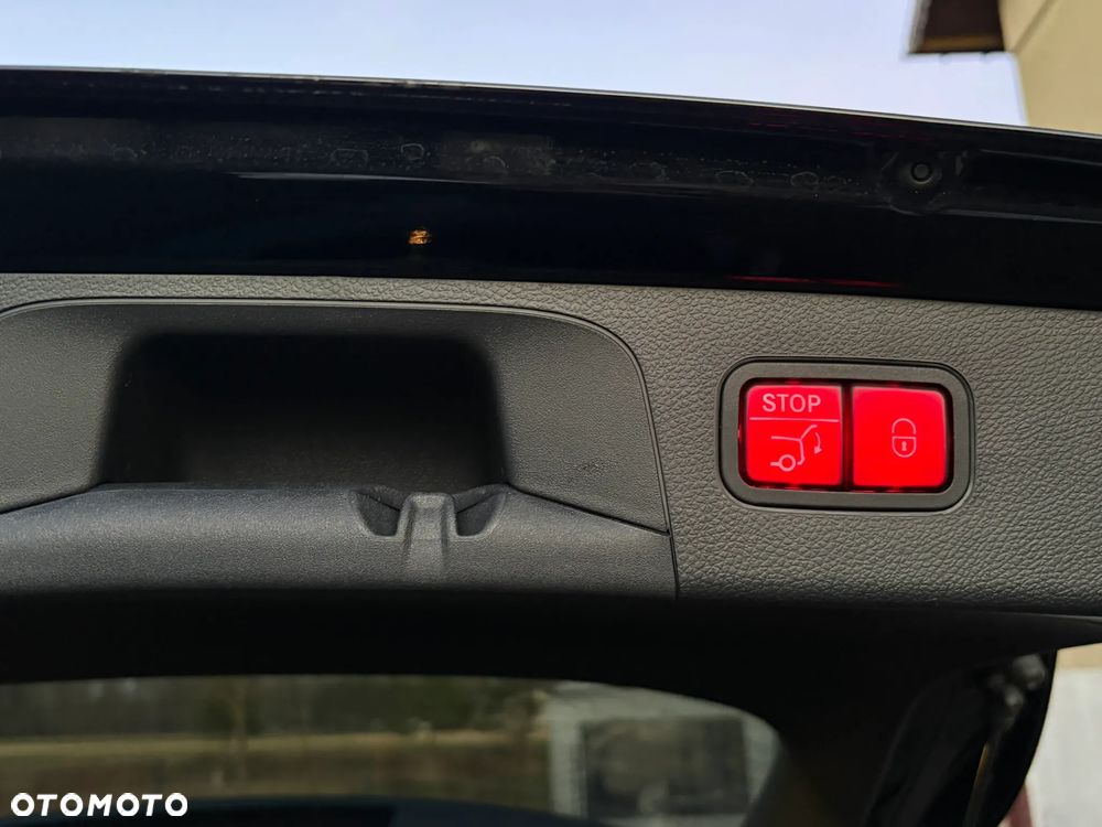 Mercedes-Benz GLC 300 4Matic 9G-TRONIC - 12