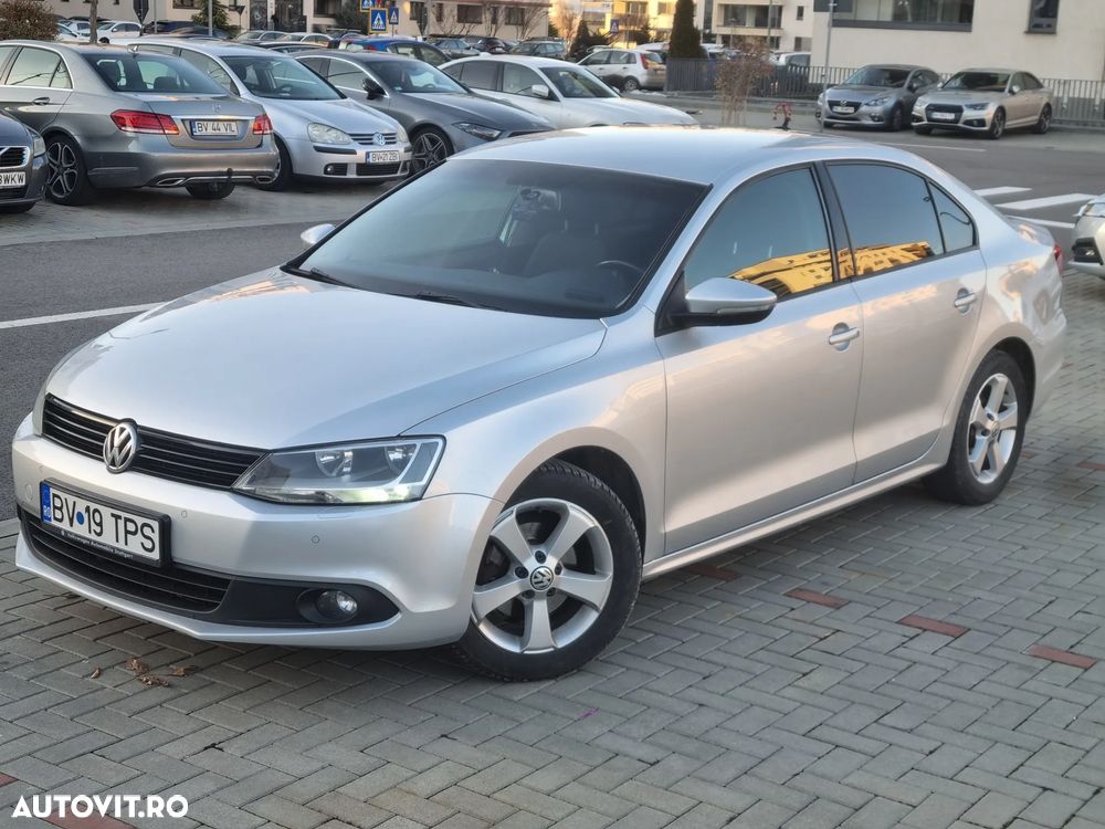 Volkswagen Jetta - 12