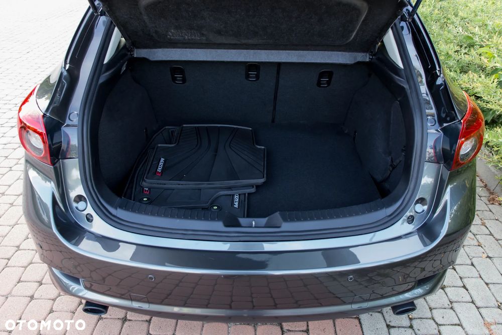 Mazda 3 - 13