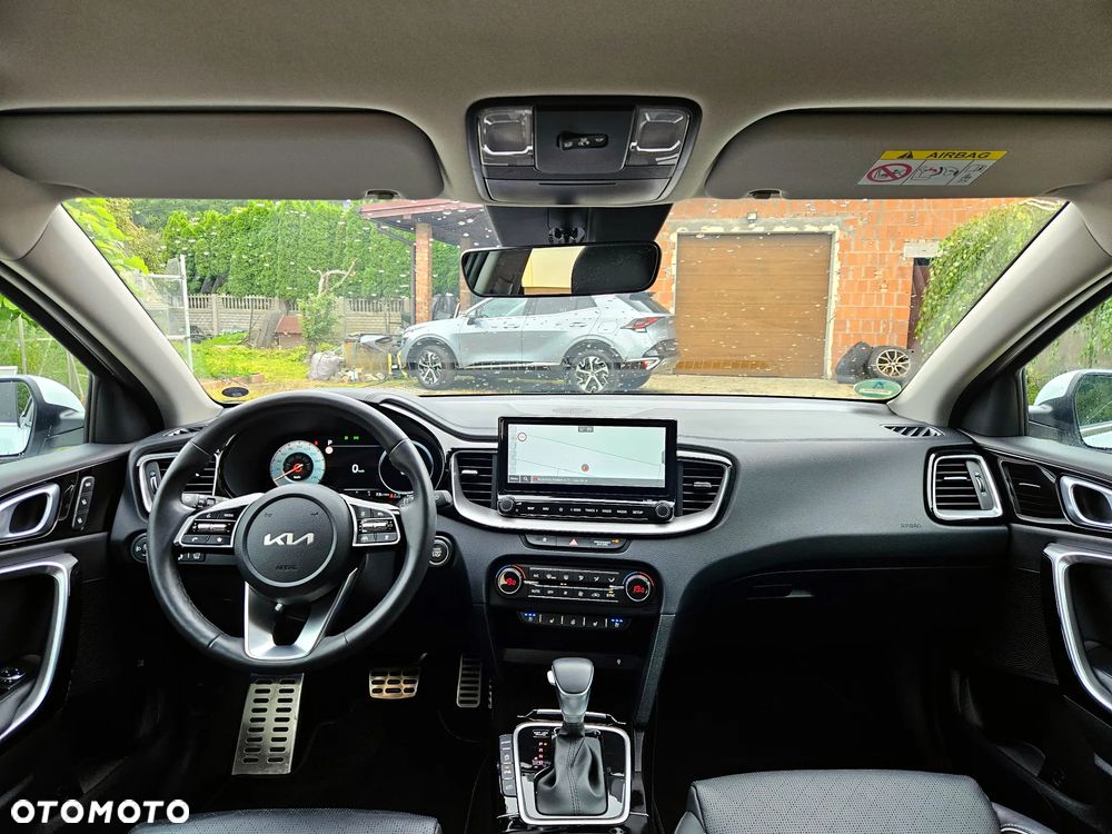 Kia XCeed 1.6 T-GDI L Business Line DCT - 32