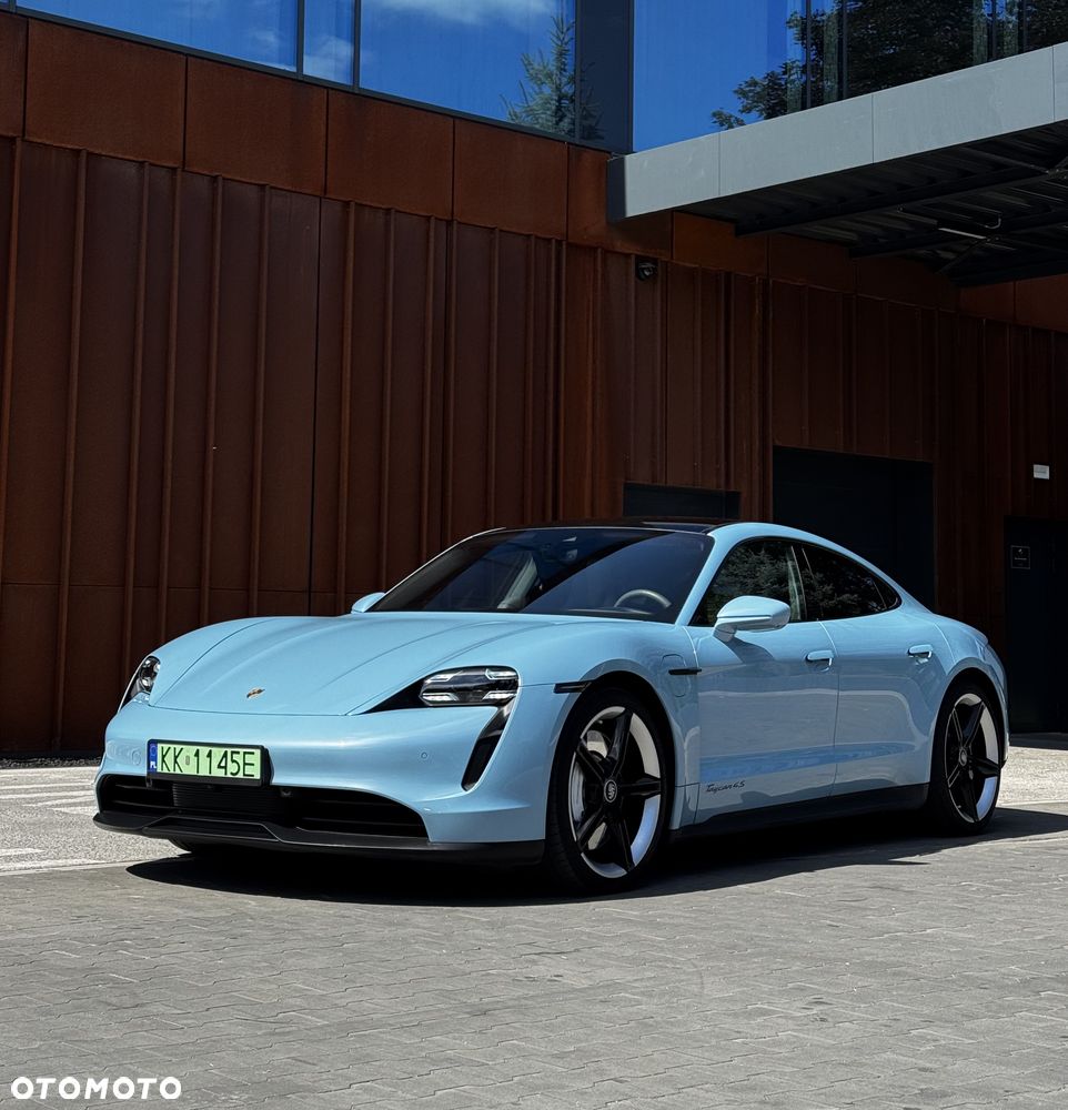 Porsche Taycan