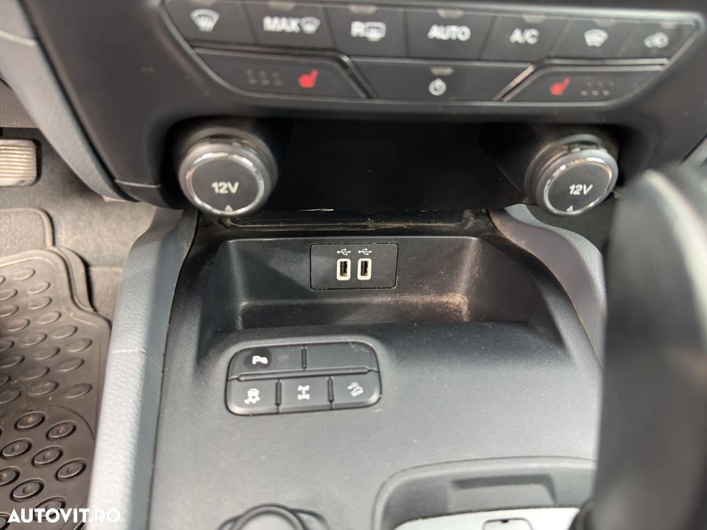 Ford Ranger Pick-Up 3.2 TDCi 4x4 Cabina Dubla WILDTRACK Aut. - 26