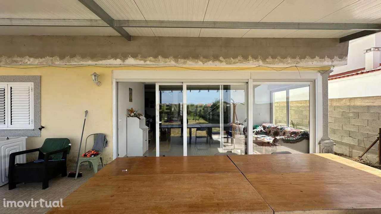Moradia T4 com terreno em Oledo, Idanha-a-Nova - Grande imagem: 2/25