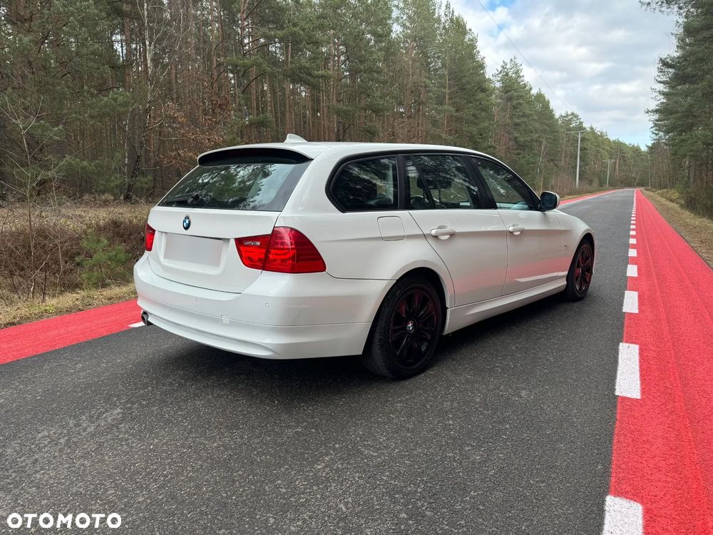 BMW Seria 3 318d DPF - 4