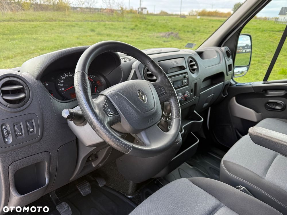 Renault Master - 24