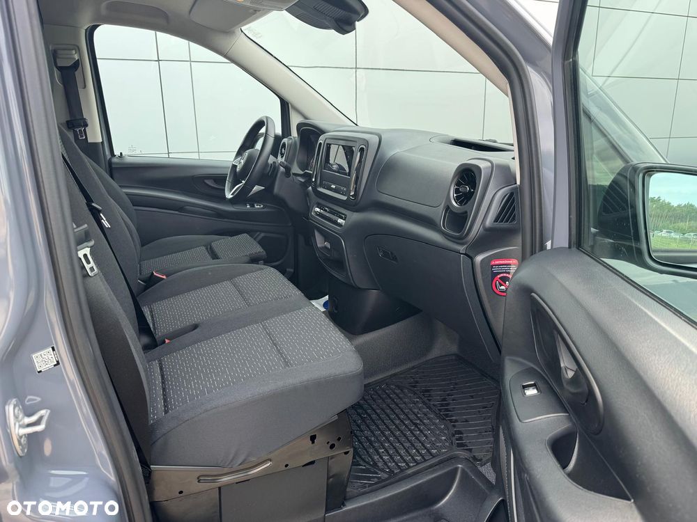 Mercedes-Benz Vito - 24