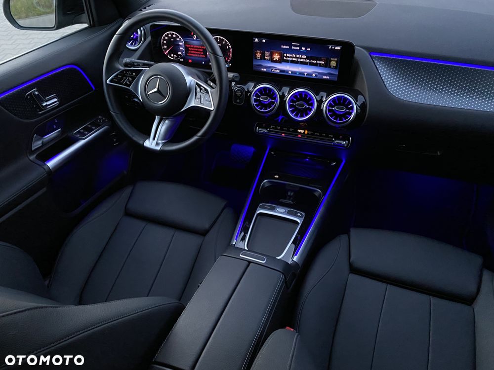 Mercedes-Benz GLA 250 - 9