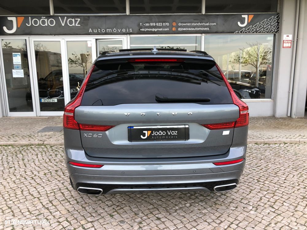 Volvo XC 60 2.0 T6 PHEV R-Design AWD - 8