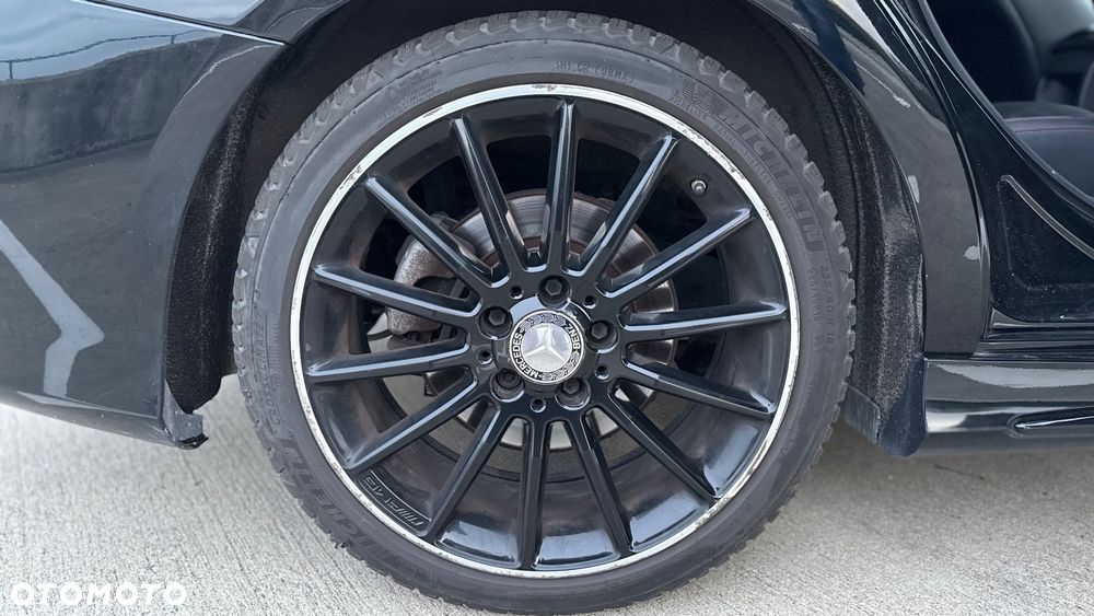 Mercedes-Benz CLA 180 7G-DCT AMG Line - 19
