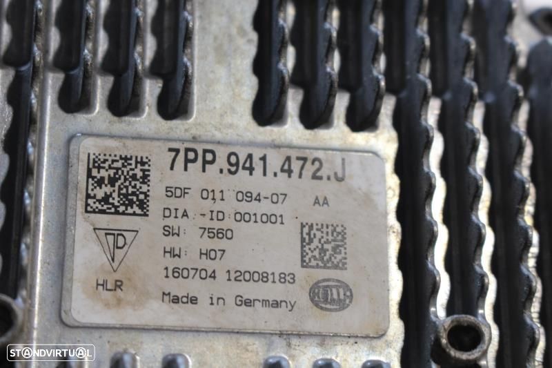 Ótica / Farol Direito Audi TT 8S / FV - 8S0941034D - 10