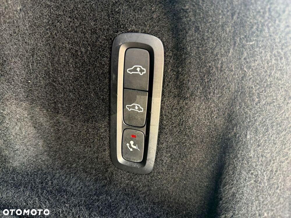 Volvo XC 60 - 31
