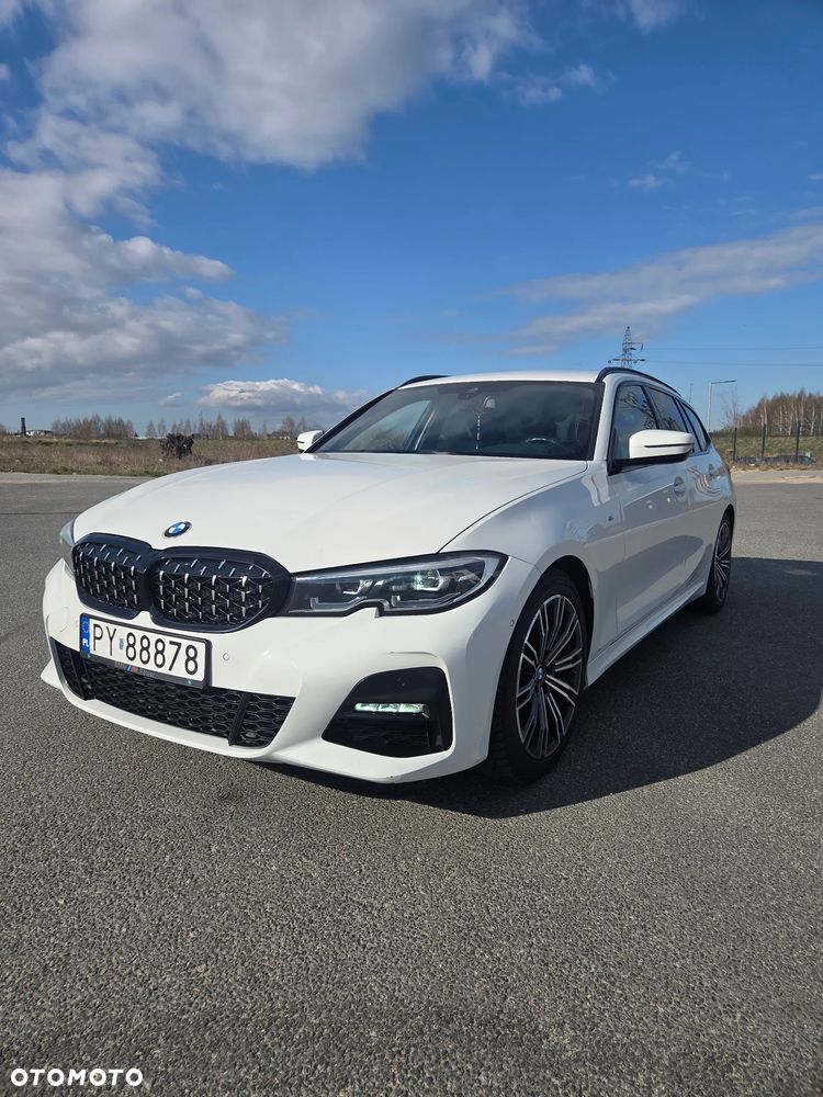 BMW Seria 3 318d M Sport Shadow - 1