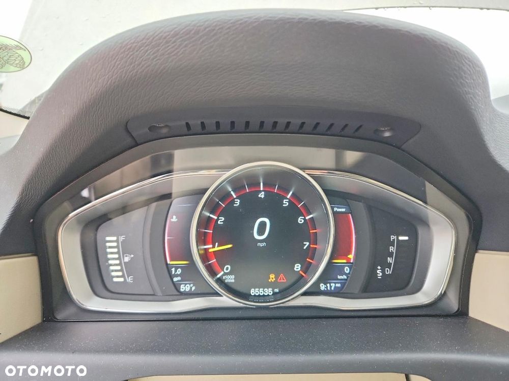 Volvo XC 70 T5 AWD Dynamic Momentum - 9