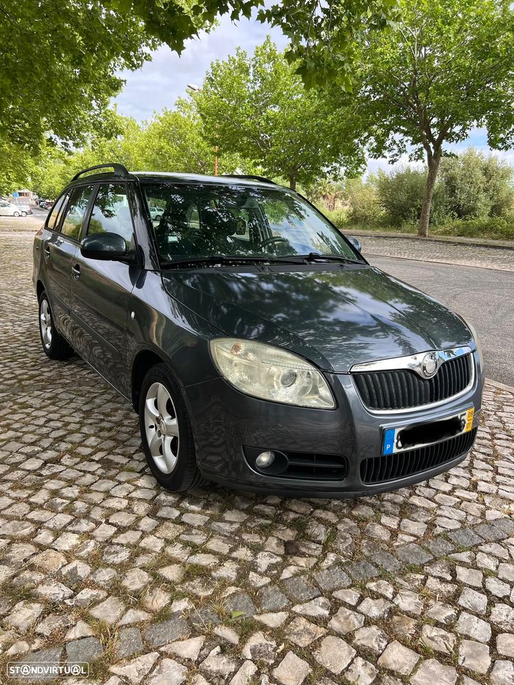 Skoda Fabia Break 1.4 Elegance - 3