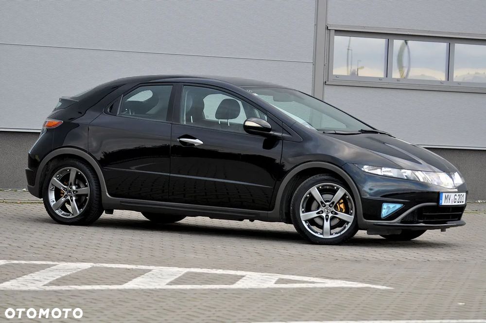 Honda Civic 1.8 GT Special Edition - 10