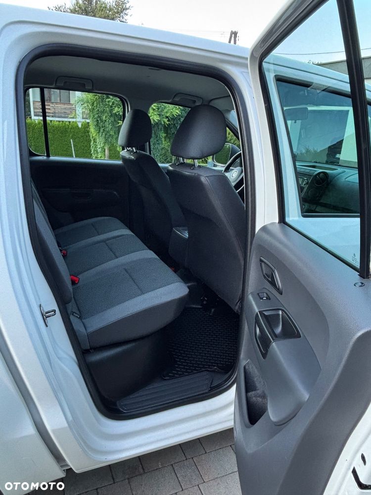 Volkswagen Amarok Double Cabe 2.0 TDi 4MOTION Basic - 10