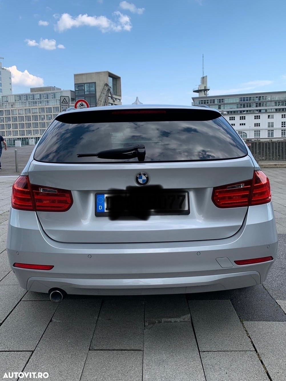 BMW Seria 3 318d Aut. - 4
