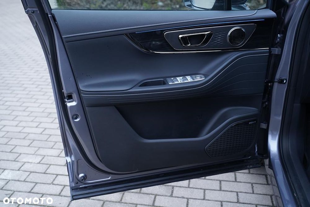 Omoda 5 1.5 T-GDI Hybrid Premium DHT - 10