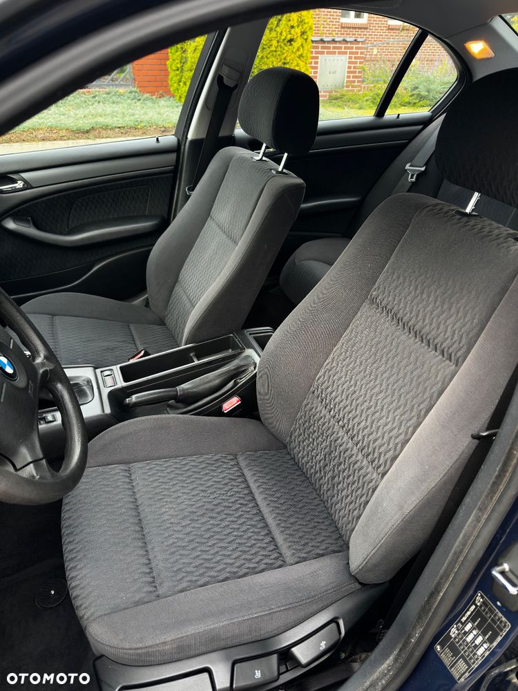 BMW Seria 3 320d - 19