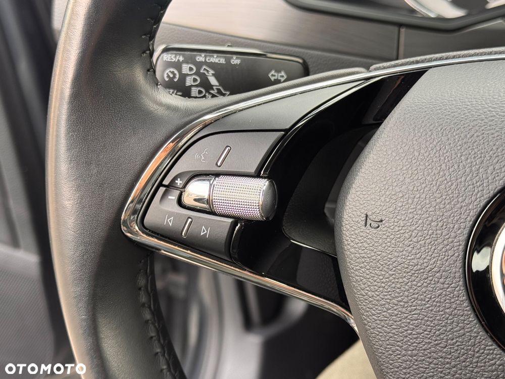 Skoda Superb 2.0 TDI SCR 4x4 Style DSG - 13