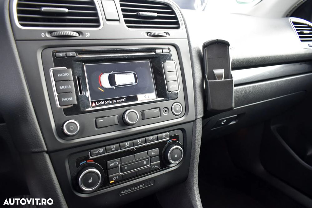 Volkswagen Golf 1.6 TDI BMT Comfortline - 14