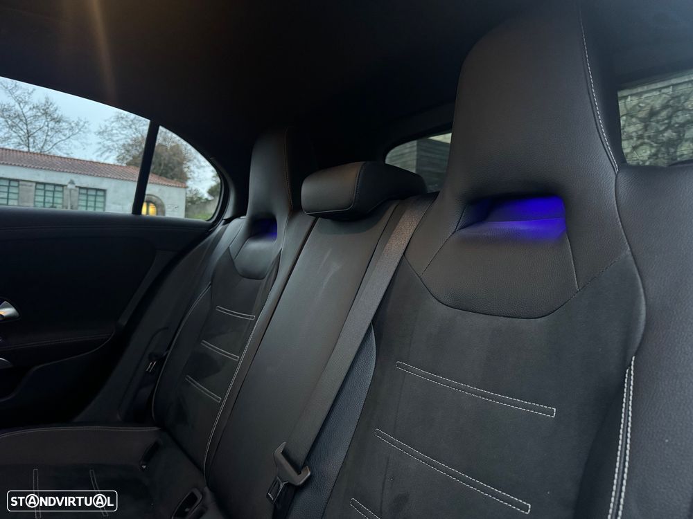 Mercedes-Benz A 250 e AMG Line - 15