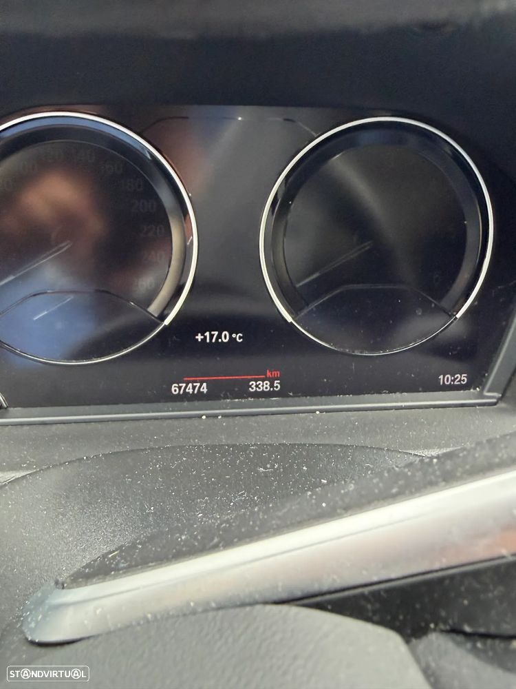 BMW X1 16 d sDrive Auto - 8